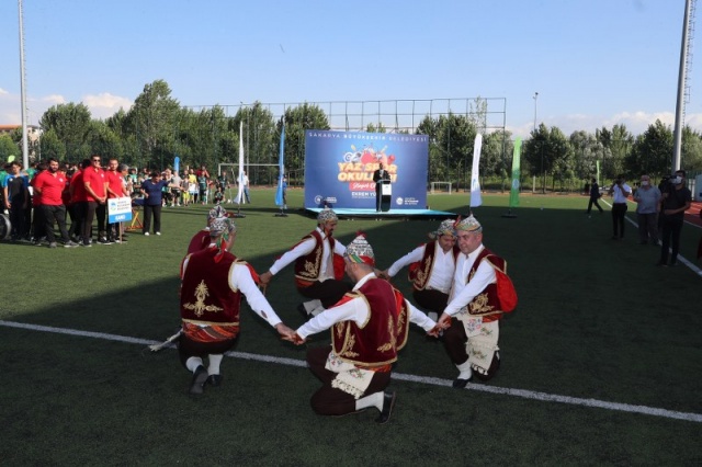 Bu okulda Türk Bayrağı’nı dalgalandıracak sporcular yetiştirilecek